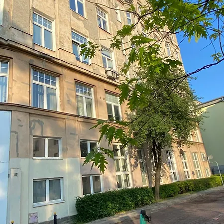 Dwupietrowe Mieszkanie W Centrum Warszawy Lägenhet